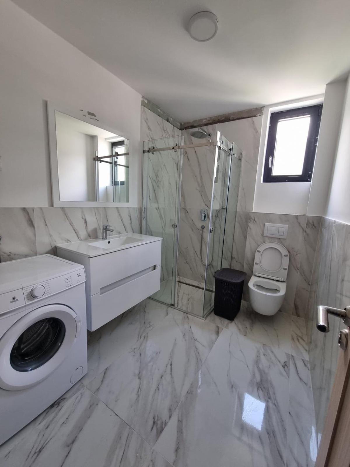 Prestige Central Apartments - Rafailovici ブドヴァ エクステリア 写真