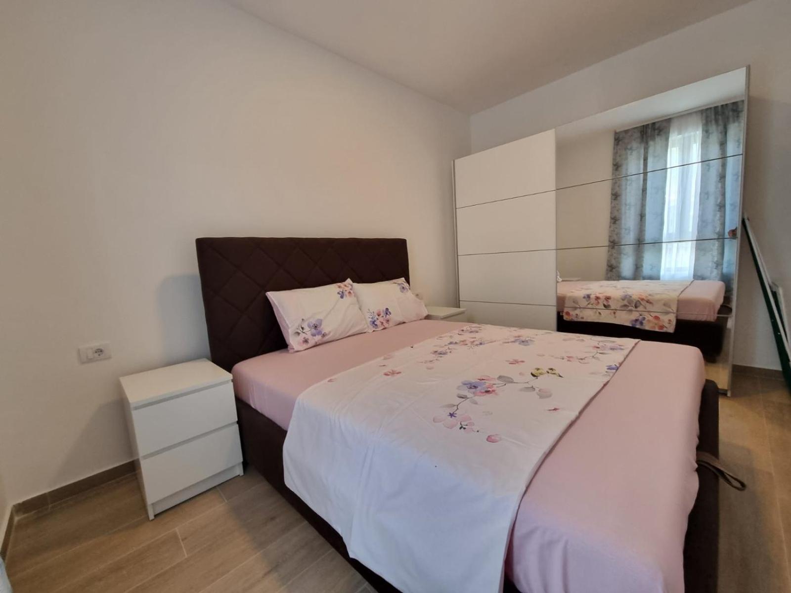 Prestige Central Apartments - Rafailovici ブドヴァ エクステリア 写真